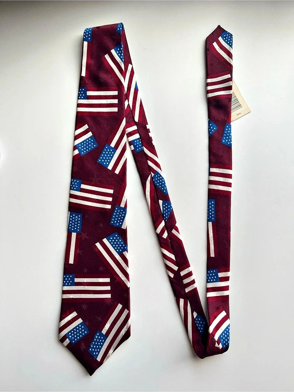 NWT Vintage 100% Silk American Flag Patriotic Novelty Tie Made in USA